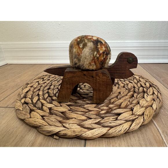 Vintage Wooden Turtle Floral Velvet Pin Cushion MCM 70's Kitschy Handmade Retro - Picture 3 of 11